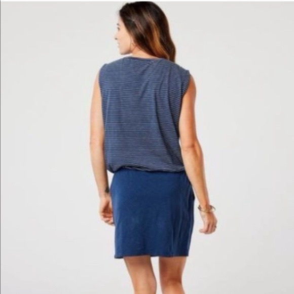 🎉LAST CALL🎉 Carve Designs Mandy Navy Striped Drop Waist Pocket Dress (Snag) M - Picture 2 of 14
